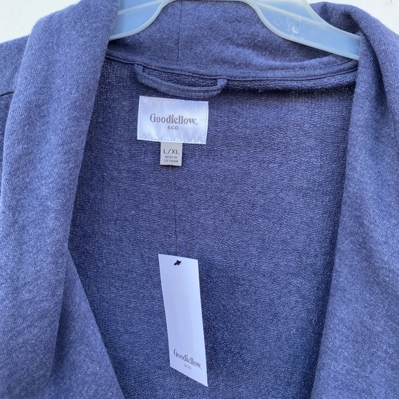 Bathrobe - Picture 4 of 4